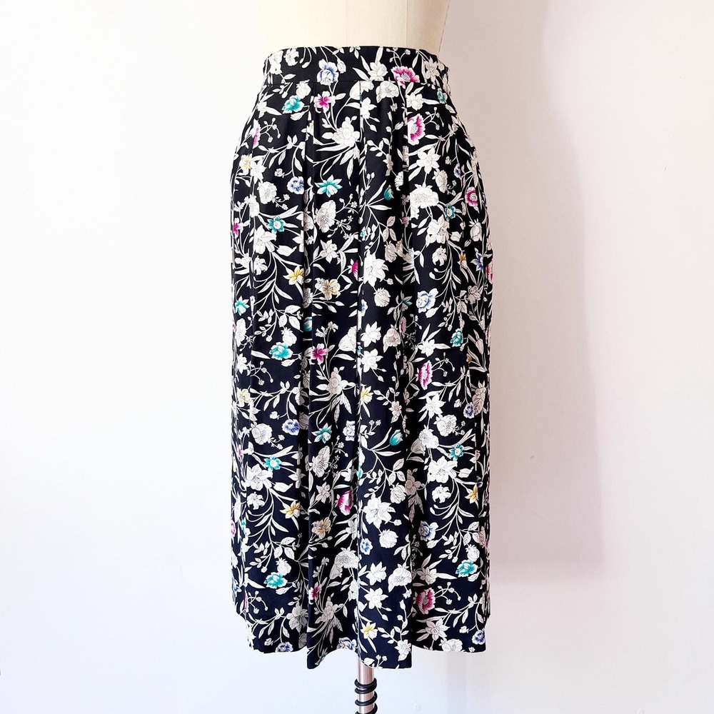 Talbots Petites Midi Skirt Black Floral High Waist Pleated Vintage Made USA 2P